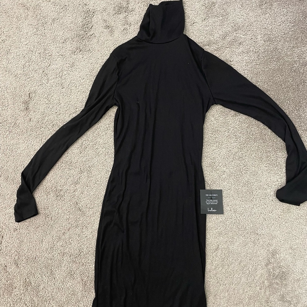 Lulu’s new turtleneck dress. Medium. Never worn, missed the return date